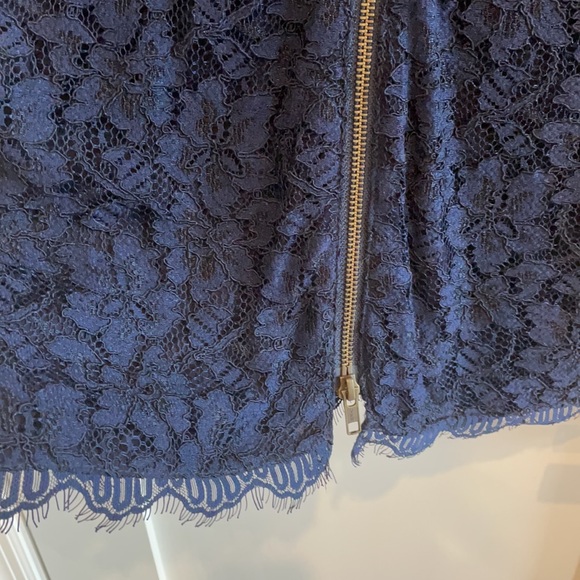 Diane von Furstenberg (US8) Zarita Navy Lace Dress, good condition - Picture 6 of 7